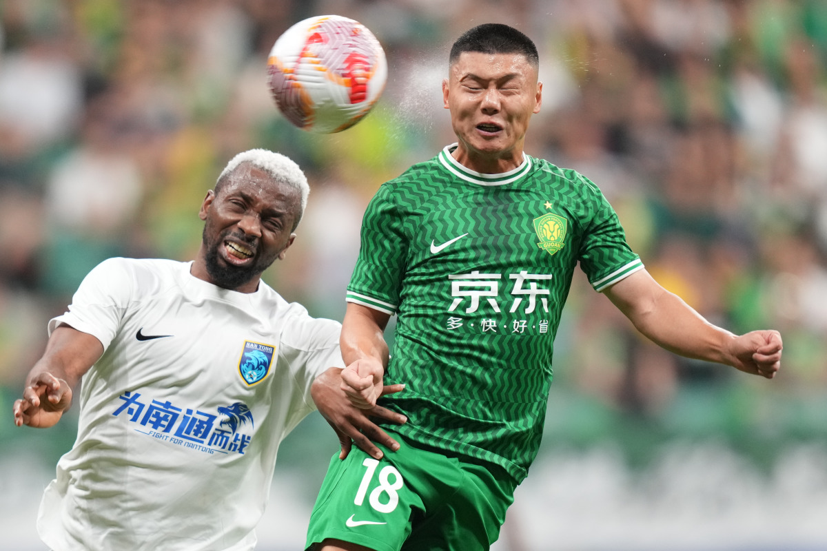 拜登称不会对中国补贴电动汽车坐视不管，外交部：将坚决维权　　“因为从小家里经济原因，在20岁出头的年纪，赚钱成了我的执念，看到数字积累就像打游戏升级。我也的确是靠自己的努力改善了家庭的生活条件。”李龙介绍。