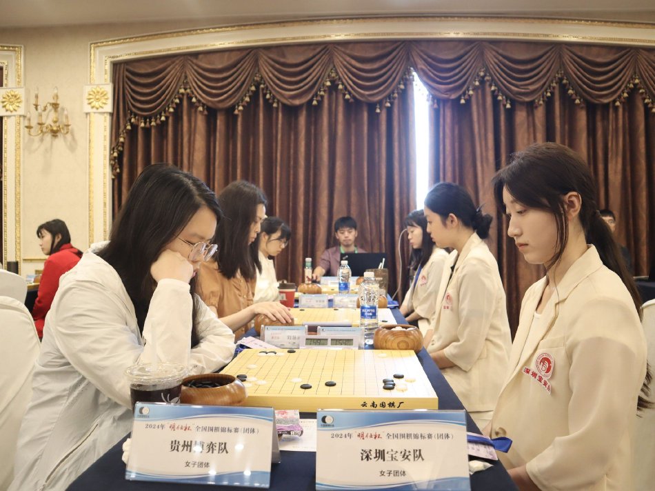 大学生是如何被“付费内推”陷阱套住的-yiowqvnjfggsk3lpr-　　最新的政策来自证监会5月15日发布的《监管规则适用指引—发行类第10号》，指引要求发行人在招股说明书刊登致投资者的声明，完善上市后分红政策的信息披露规则，强化未盈利企业相关信息披露等。